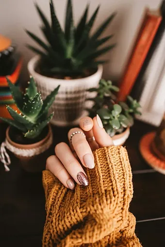 NAIL SERVICES